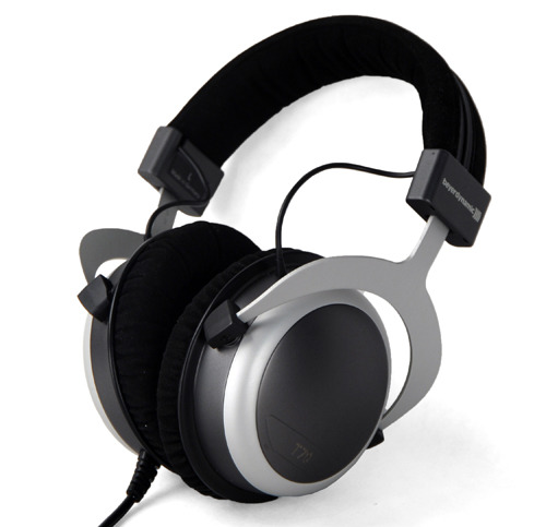 Beyerdynamic T 70