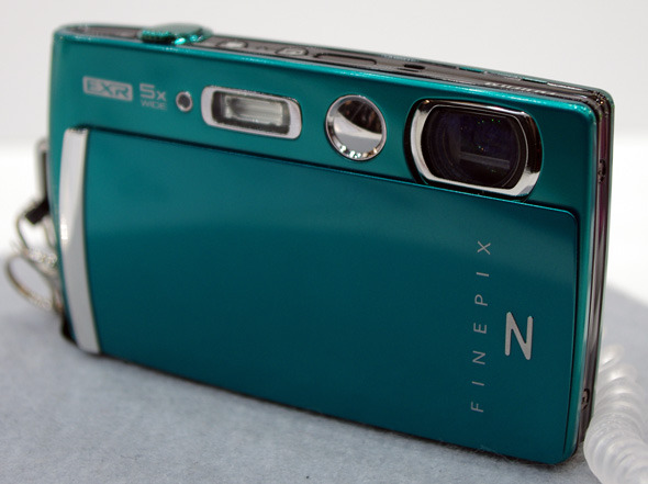 Fujifilm FinePix Z1000EXR