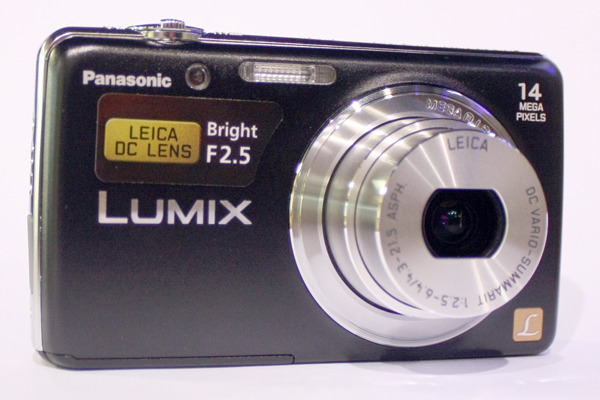 Panasonic Lumix DMC-FH6