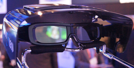 FI 3D Glasses Image 1