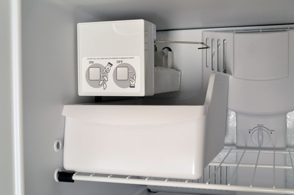 refrigerator ice maker humming loudly