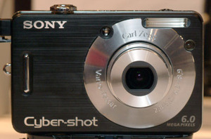 Sony Cyber-shot DSC-W30