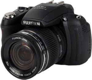 Fujifilm FinePix HS10