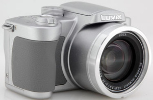 Panasonic Lumix DMC-FZ5 K and S